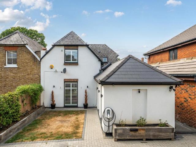 House for sale in Bickley, Greater London