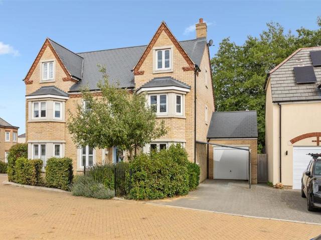 House for sale in Fairfield Park, Bedfordshire