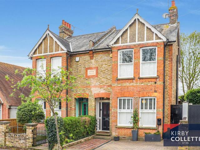 House for sale in Broxbourne, Hertfordshire
