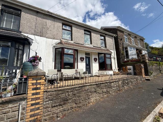 House for sale in Pontycymer, Wales