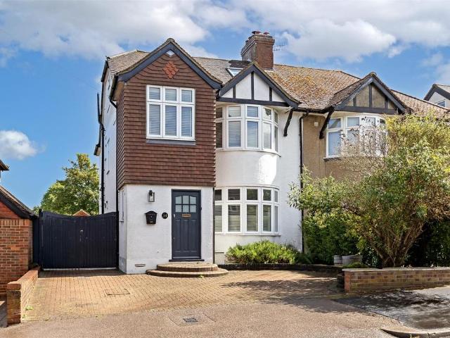 House for sale in St Albans, Five Acres