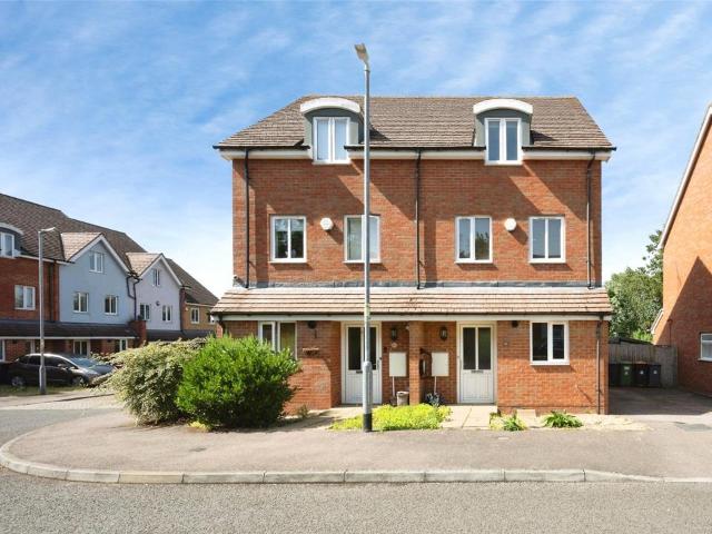House for sale in Leighton-Linslade, Leighton Buzzard