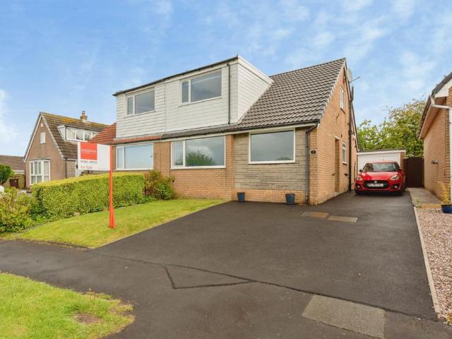 House for sale in Worsthorne, Burnley