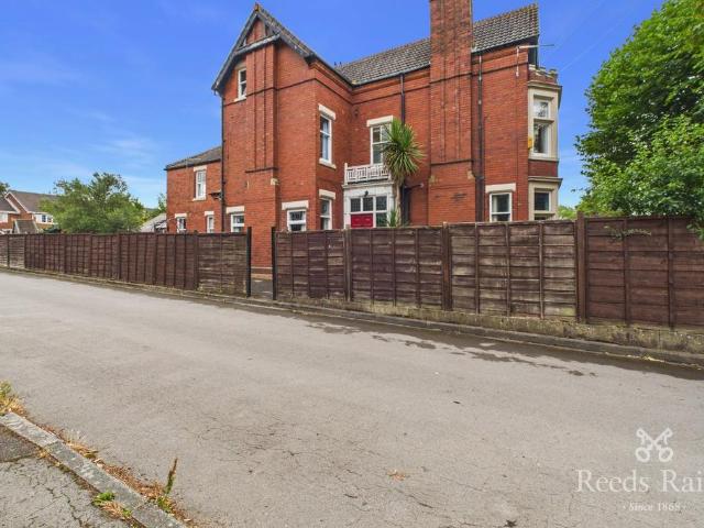 House for sale in Pontefract, West Yorkshire