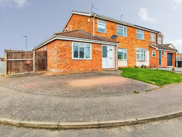 House for sale in Raunds