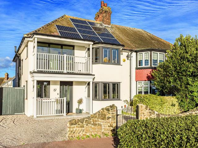 House for sale in Alton Barnes, Isle Of Man