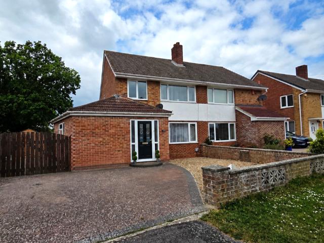 House for sale in Hill Park, Fareham