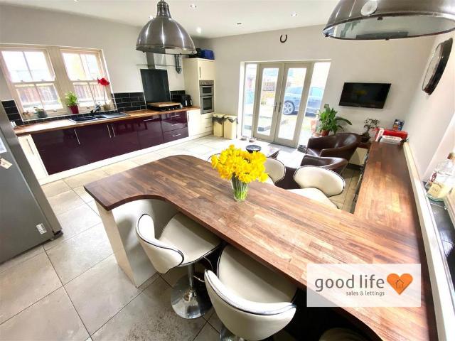 House for sale in Newbottle, Tyne And Wear