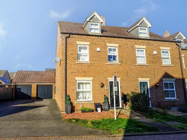 House for sale in Leighton-Linslade, Leighton Buzzard