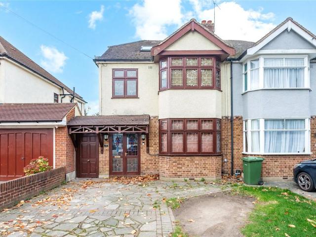 House for sale in Hornchurch, Greater London