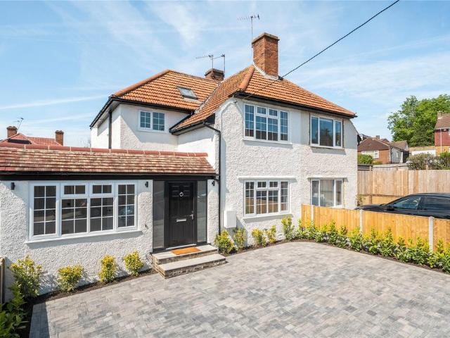 House for sale in Green Street Green, Greater London