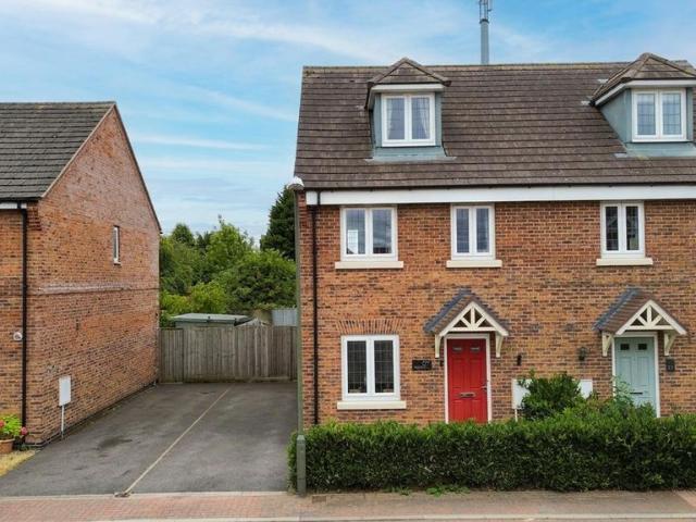 House for sale in Egginton, East Midlands