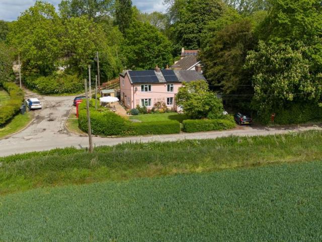 House for sale in Bedingfield, Suffolk
