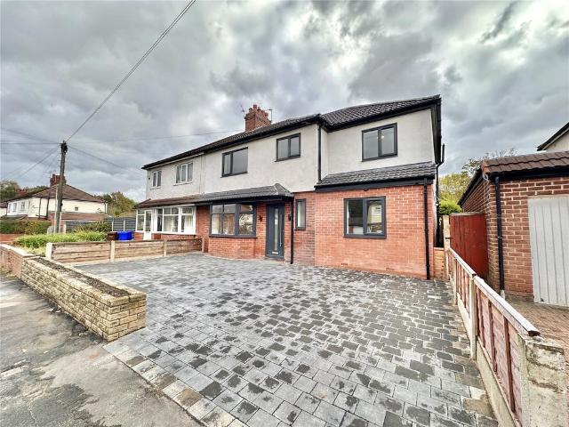 House for sale in Cheadle Hulme, Greater Manchester