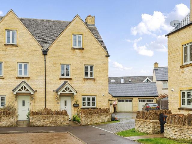 House for sale in Tetbury, Fossebridge