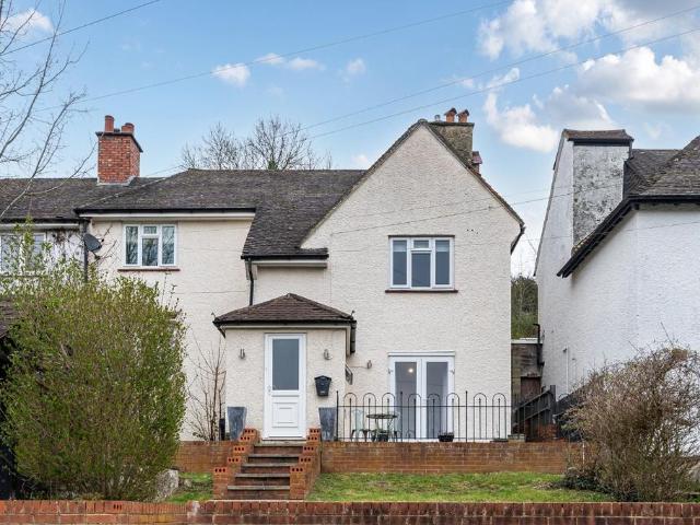 House for sale in London Borough of Croydon, Kenley