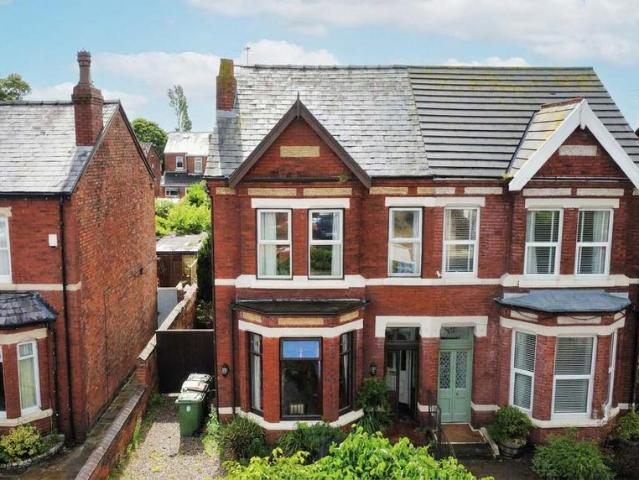 House for sale in Meols Cop, Southport
