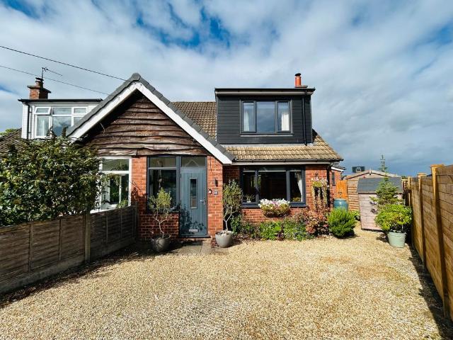 House for sale in Broomedge, Lymm