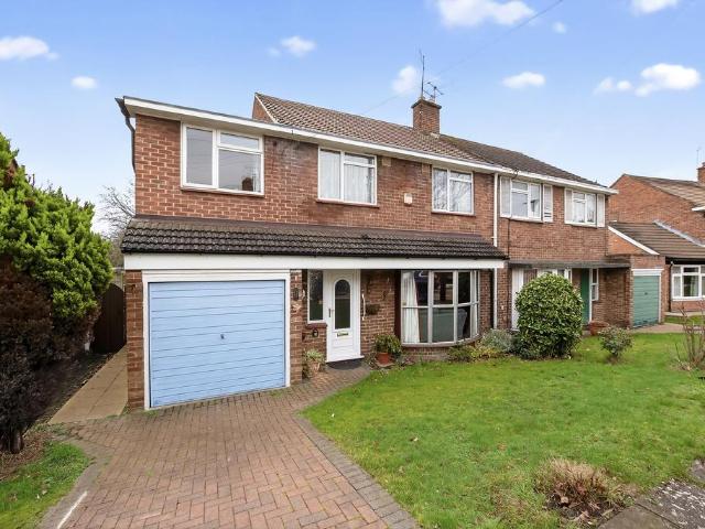 House for sale in Whitton, Greater London