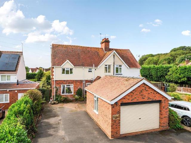 House for sale in Wolverley and Cookley, Rushock