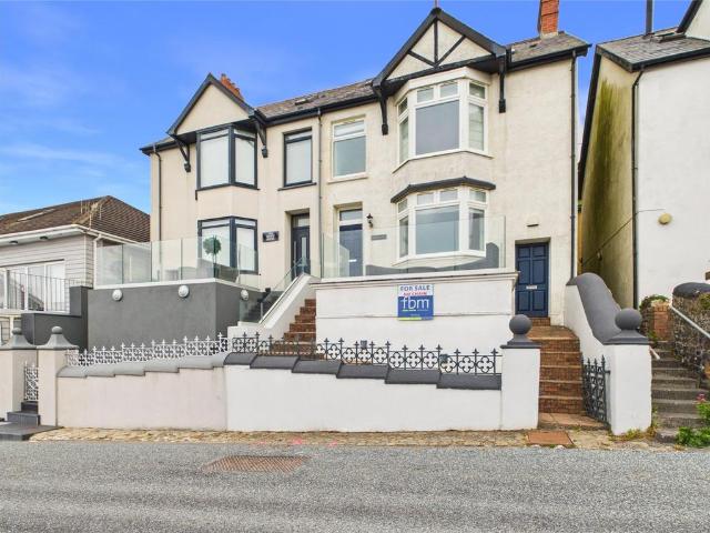 House for sale in Amroth, Wales