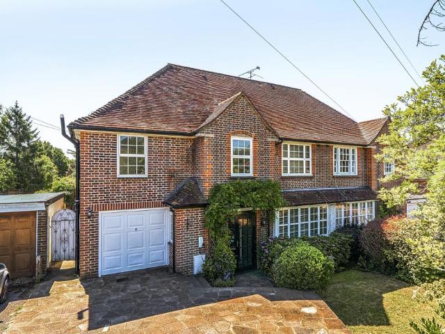 House for sale in Pinner, Greater London
