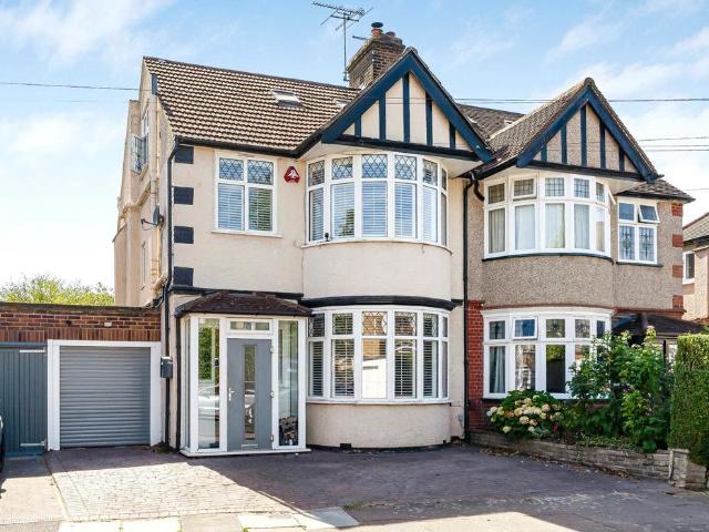House for sale in Wealdstone, Greater London