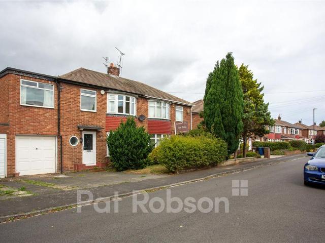 House for sale in North Gosforth, Newcastle Upon Tyne