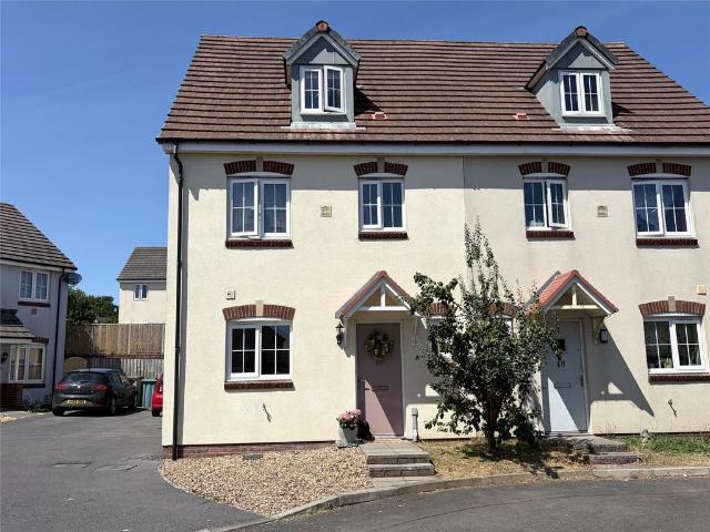 House for sale in Milford Haven, Wales