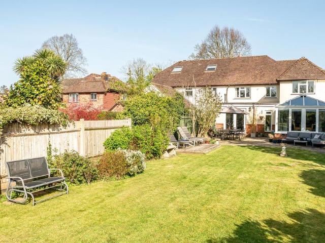 House for sale in Cootham, Horsham