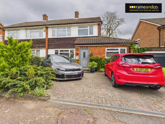 House for sale in Potters Bar, Hertfordshire