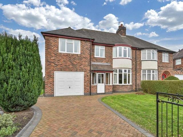 House for sale in Baswich, Staffordshire