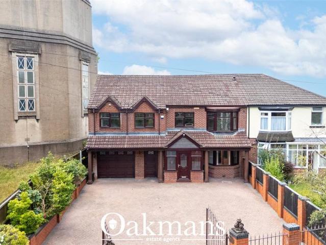 House for sale in West Midlands