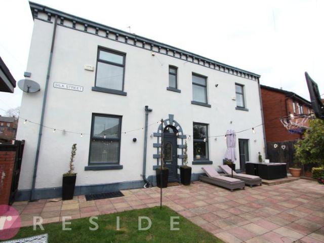 House for sale in Burnedge, Greater Manchester