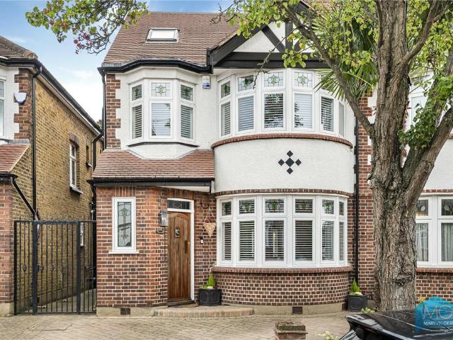 House for sale in Edmonton, Greater London