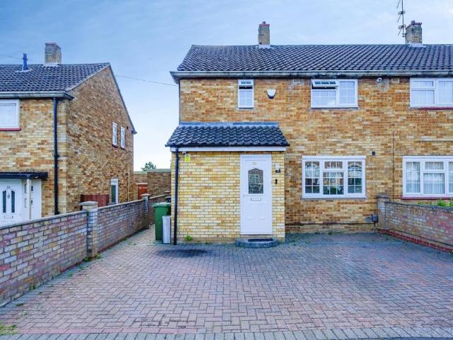 House for sale in Warden Hill, Luton