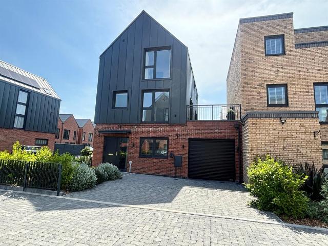 House for sale in Abbey Park, Barton In Fabis
