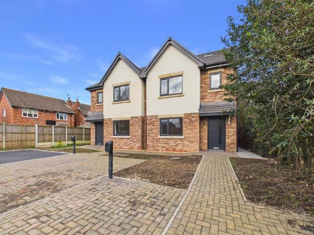 House for sale in Shavington cum Gresty, Shavington