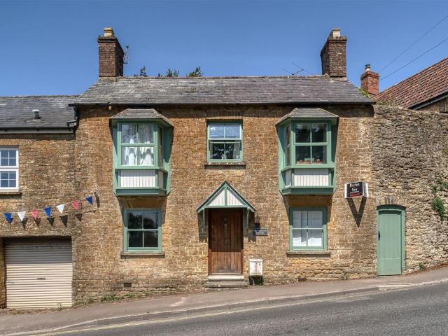 House for sale in Milborne Port, Sherborne