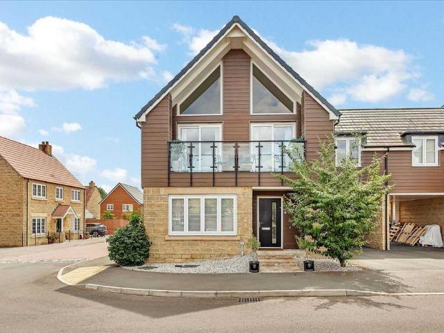 House for sale in Olney