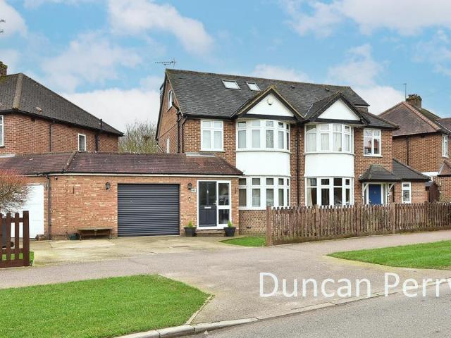House for sale in Cranborne, Potters Bar