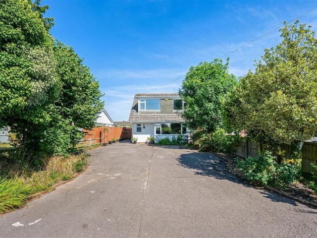 House for sale in Bolton Low Houses, Hampshire
