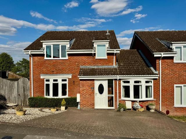 House for sale in Highworth, Swindon
