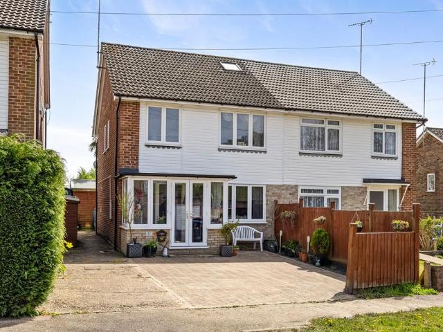 House for sale in Perryfields, West Sussex