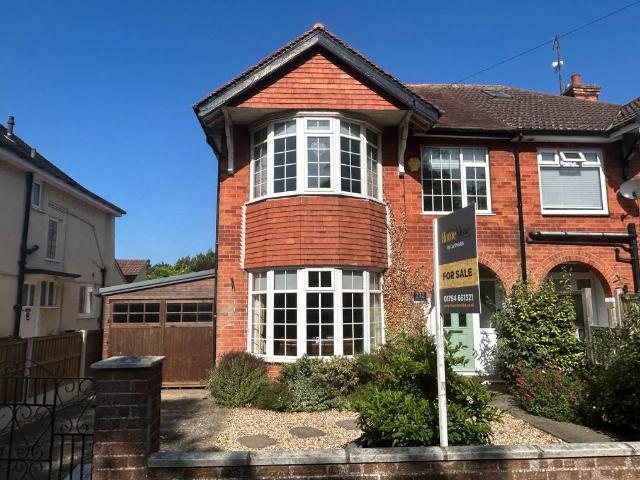House for sale in Seacroft, Belleau