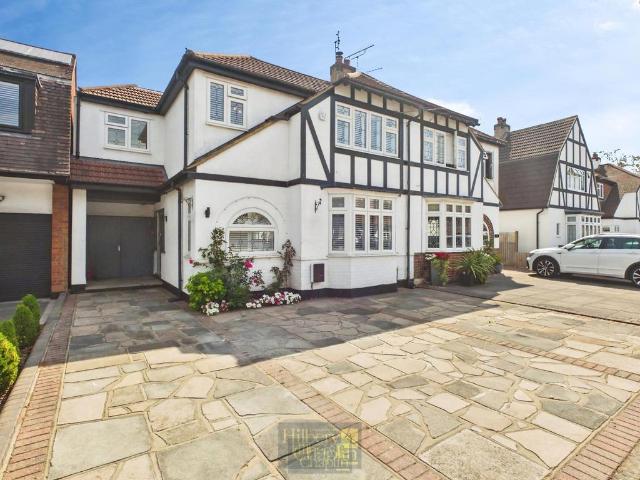 House for sale in Upminster, Greater London