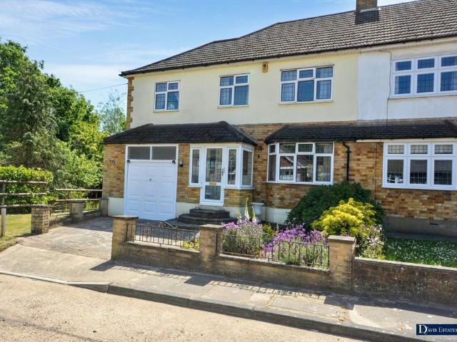 House for sale in Harold Wood, Greater London
