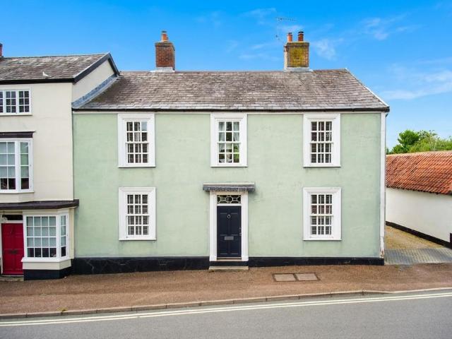 House for sale in Bedingfield, Suffolk
