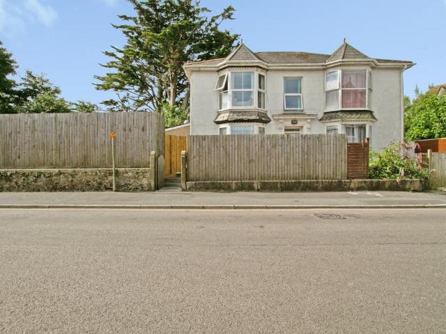 House for sale in Roseworthy, Cornwall