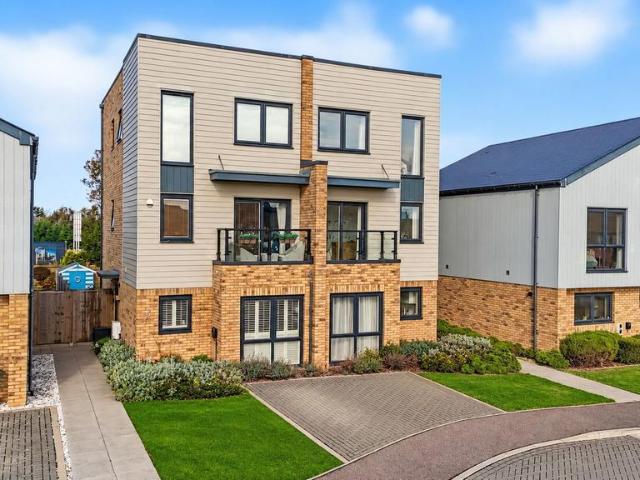 House for sale in Rainham, Gillingham